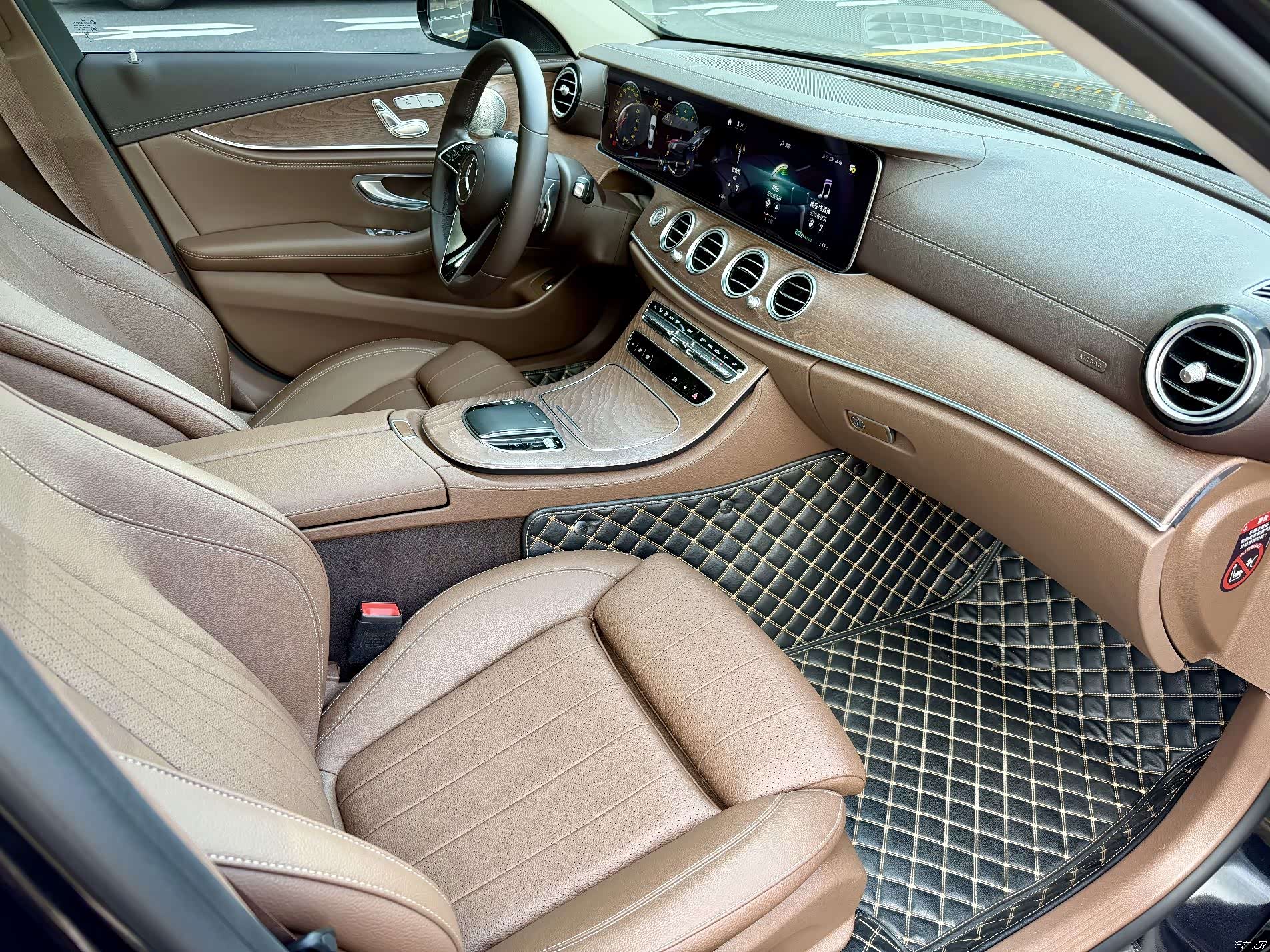 Mercedes-Benz E-Class, 2022 7