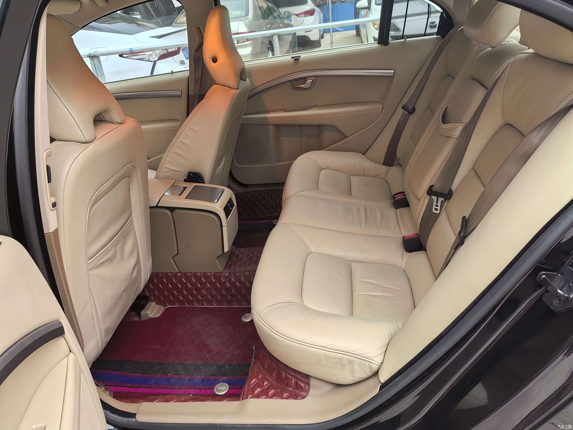 Volvo S80, 2012 4
