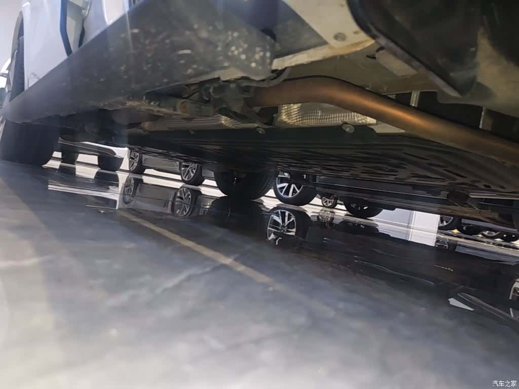 Li Auto L8, 2025 21