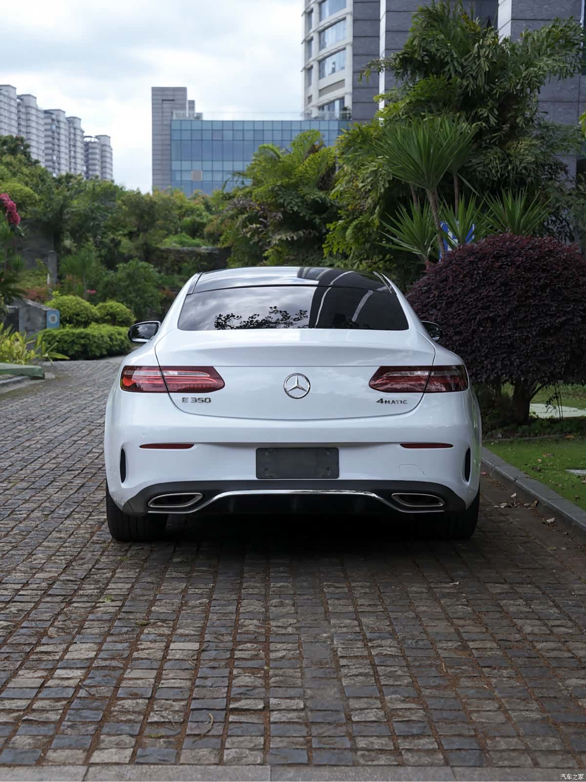 Mercedes-Benz E-Class, 2019 9