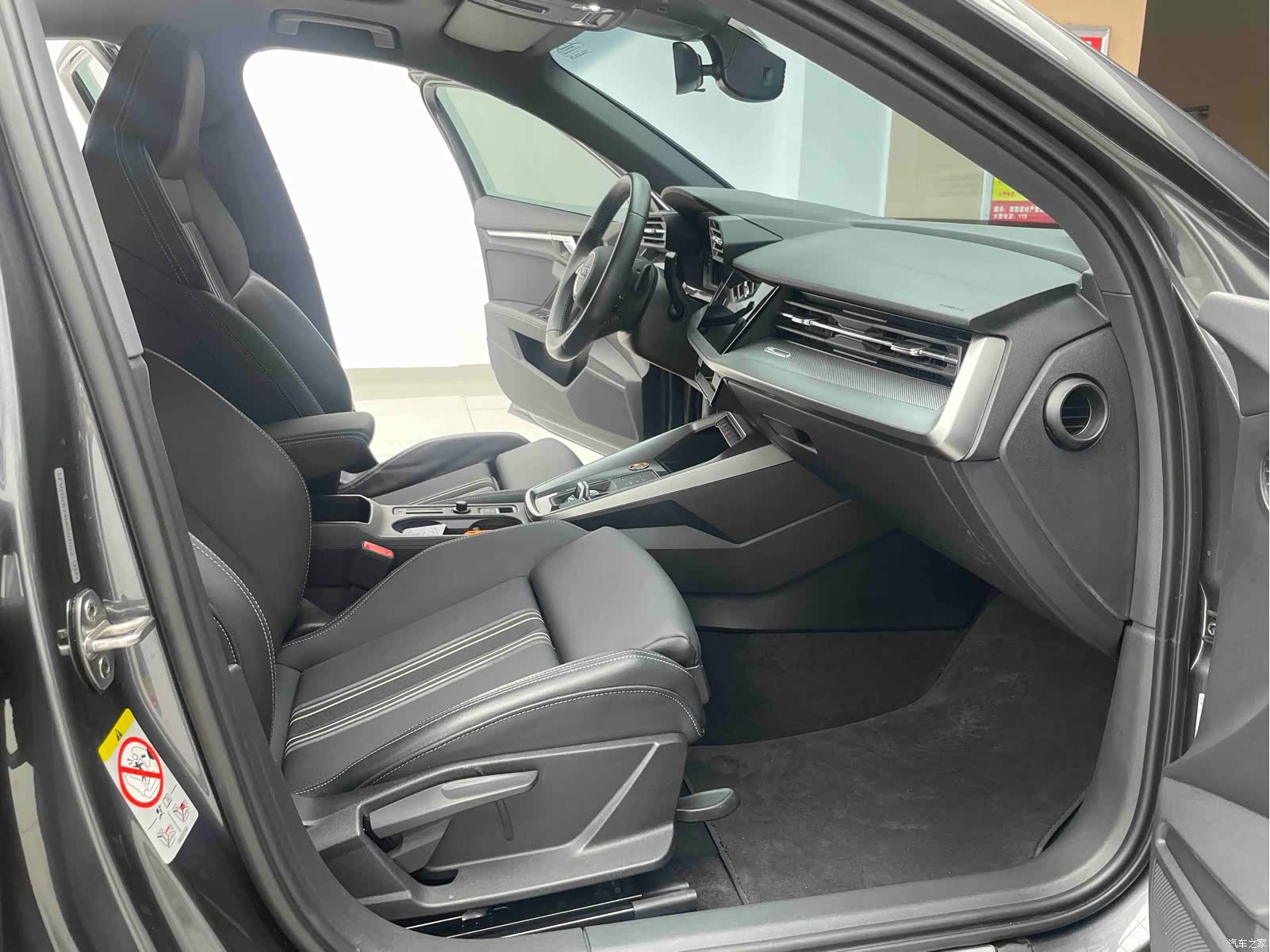 Audi A3, 2022 все фото