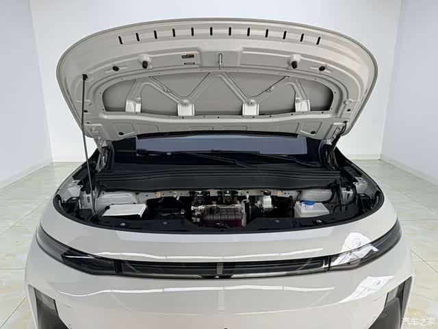 Leapmotor B10, 2025 15