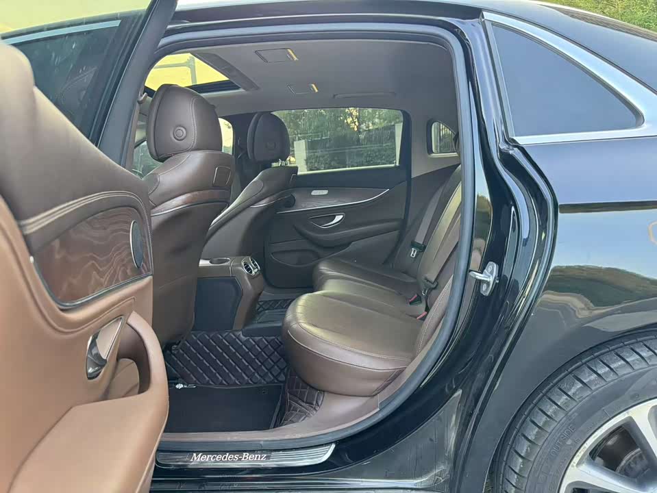Mercedes-Benz E-class Mercedes-Benz E-class