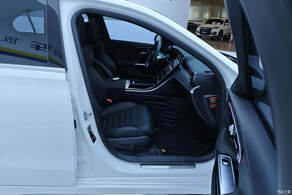 Mercedes-Benz C-Class, 2022 8