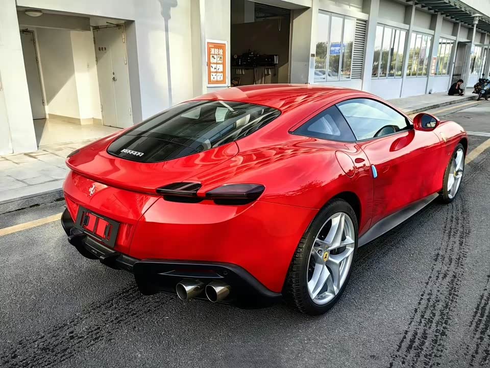 Ferrari Roma