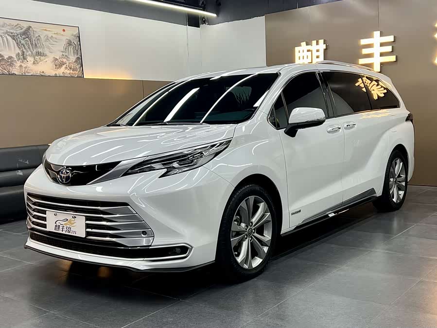 Toyota SIENNA 2022, фото 1