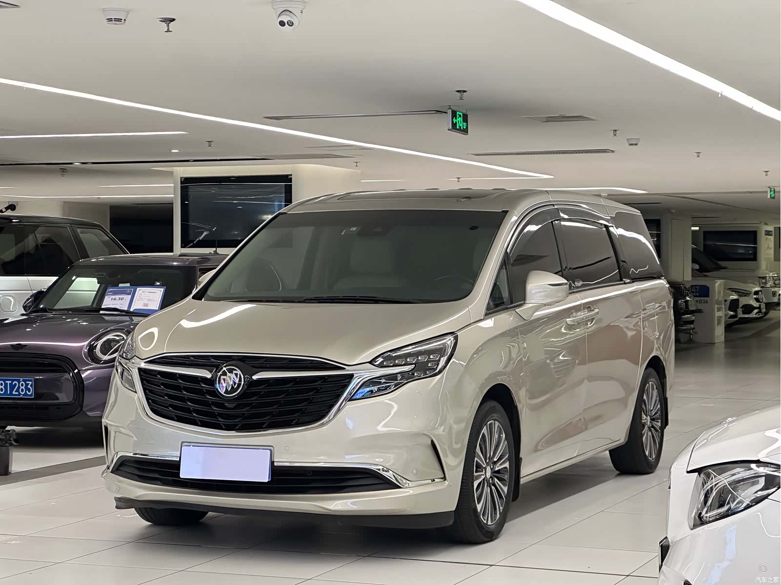 Buick GL8, 2022 1
