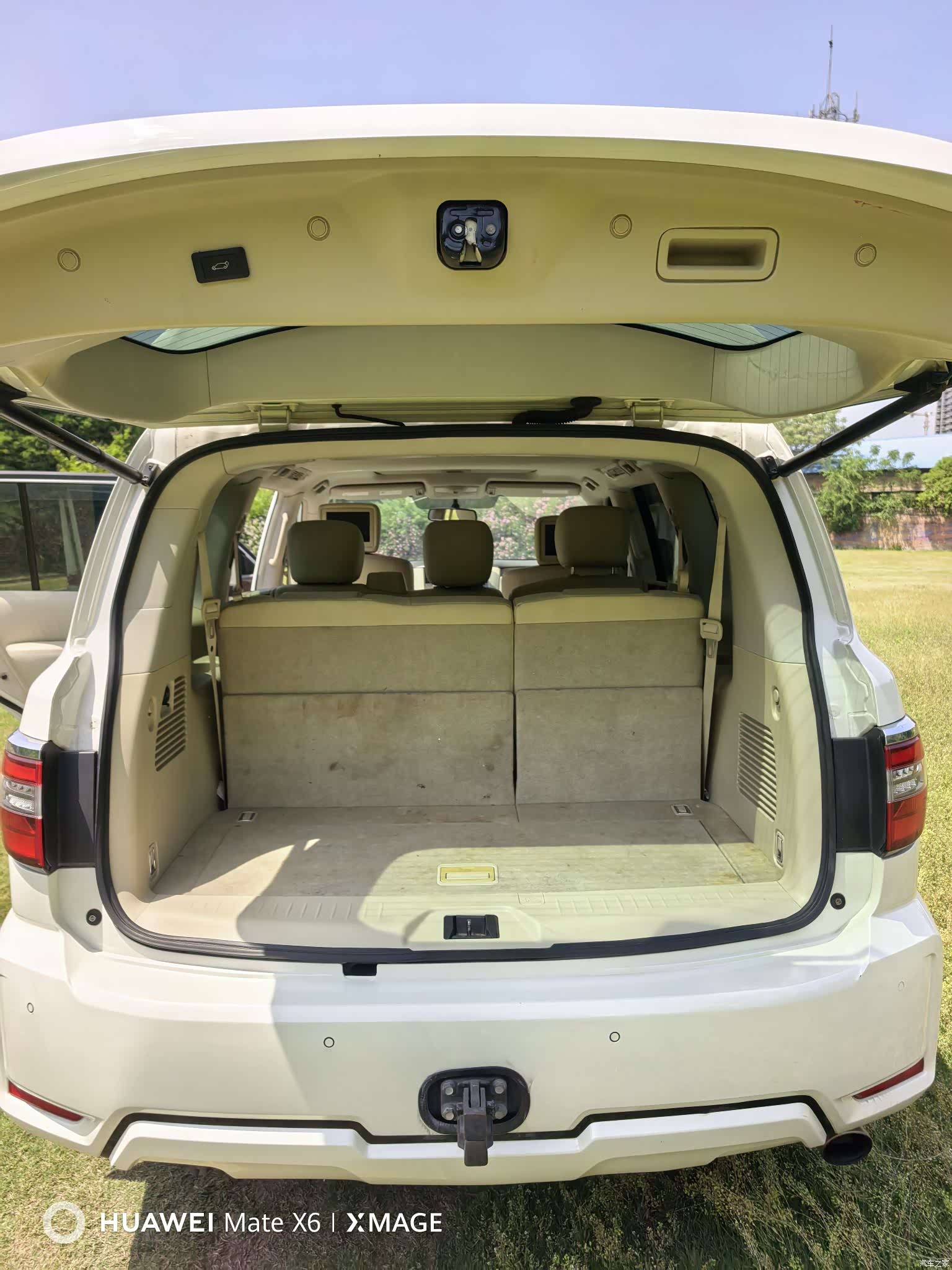 Nissan Patrol, 2020 11