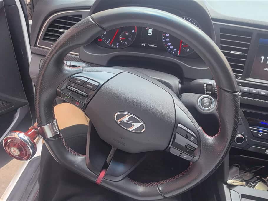 Hyundai Lead