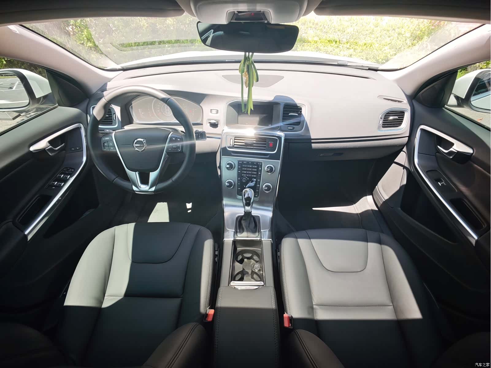 Volvo S60, 2019 8