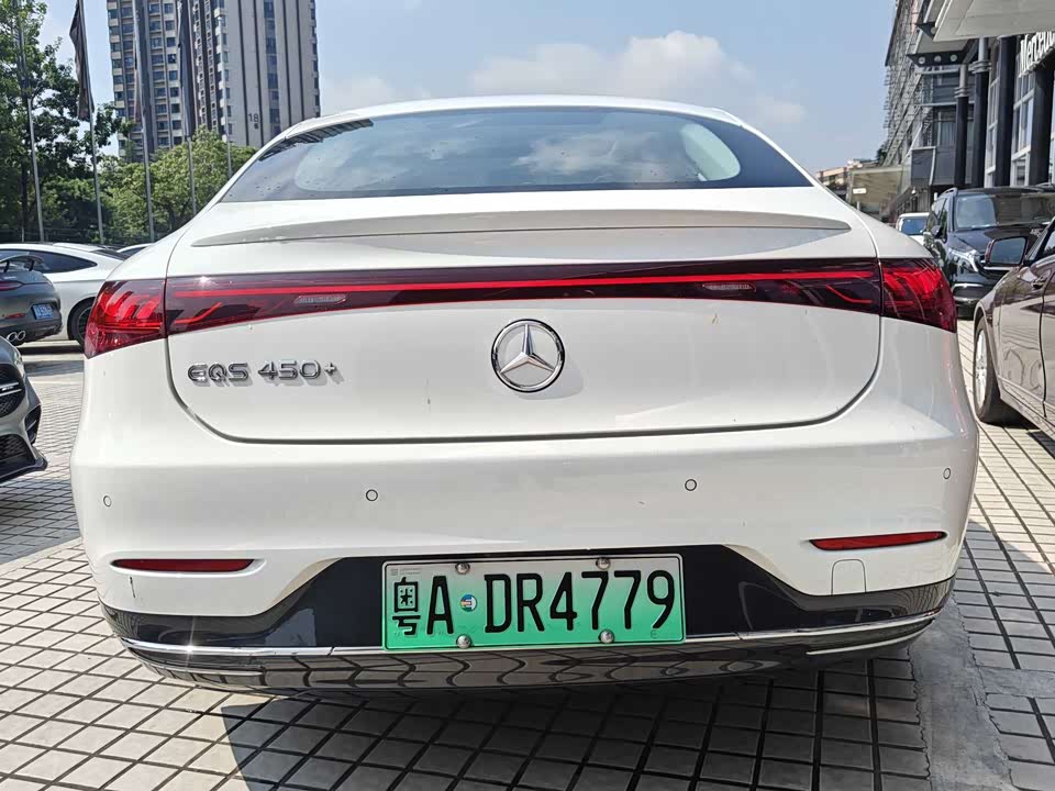 Mercedes-Benz EQS Mercedes-Benz EQS