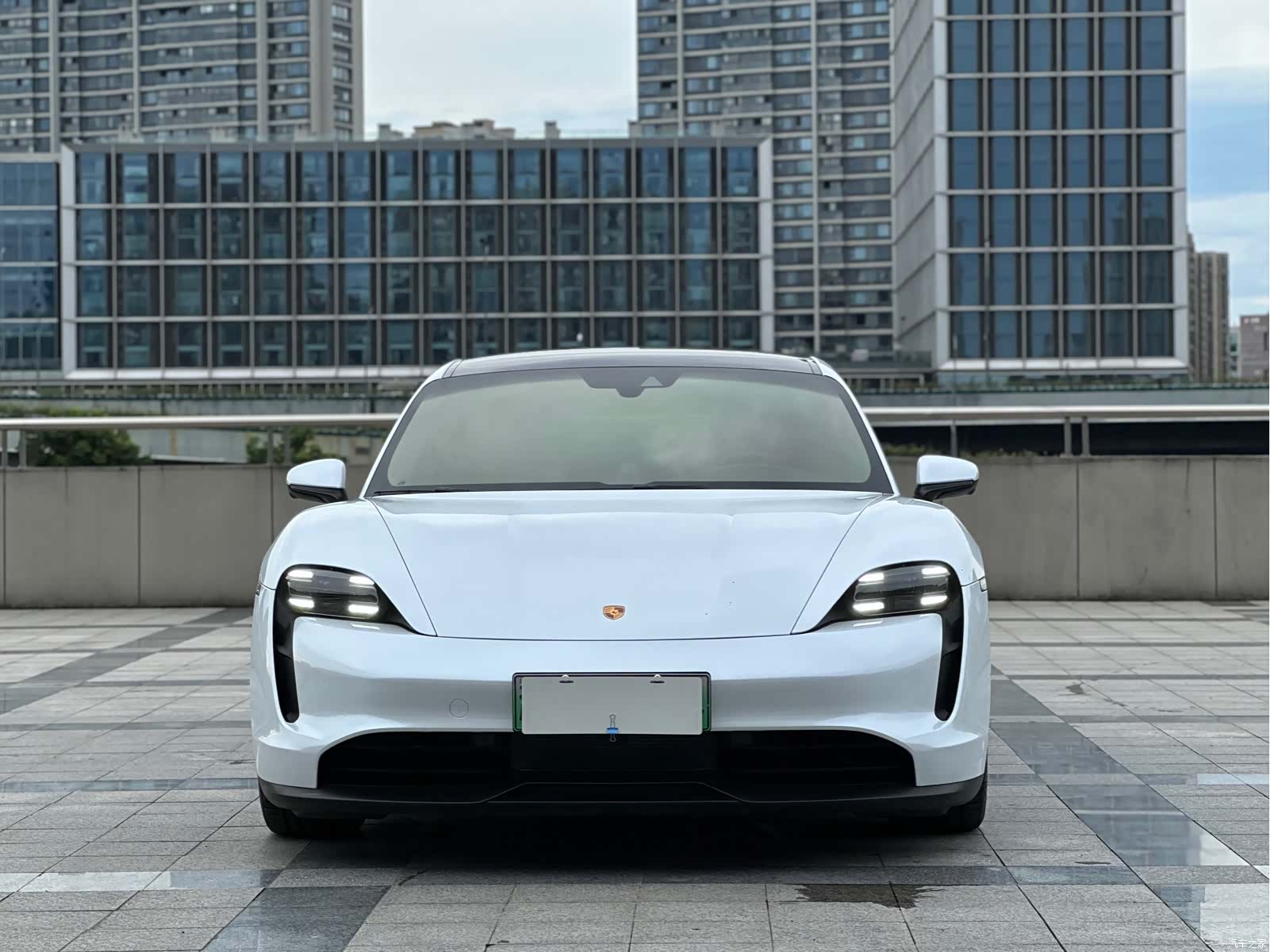 Porsche Taycan, 2021 2