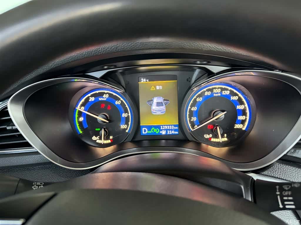 Nissan D60EV, 2020 15