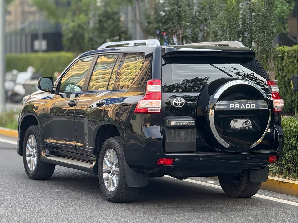 Toyota Prado