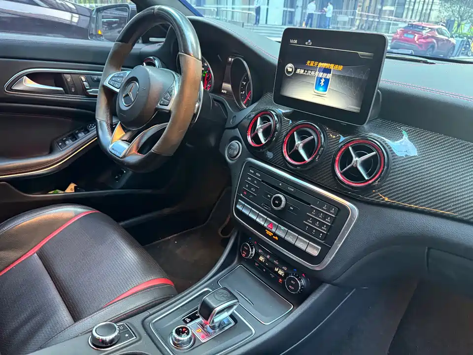 Mercedes-Benz CLA AMG