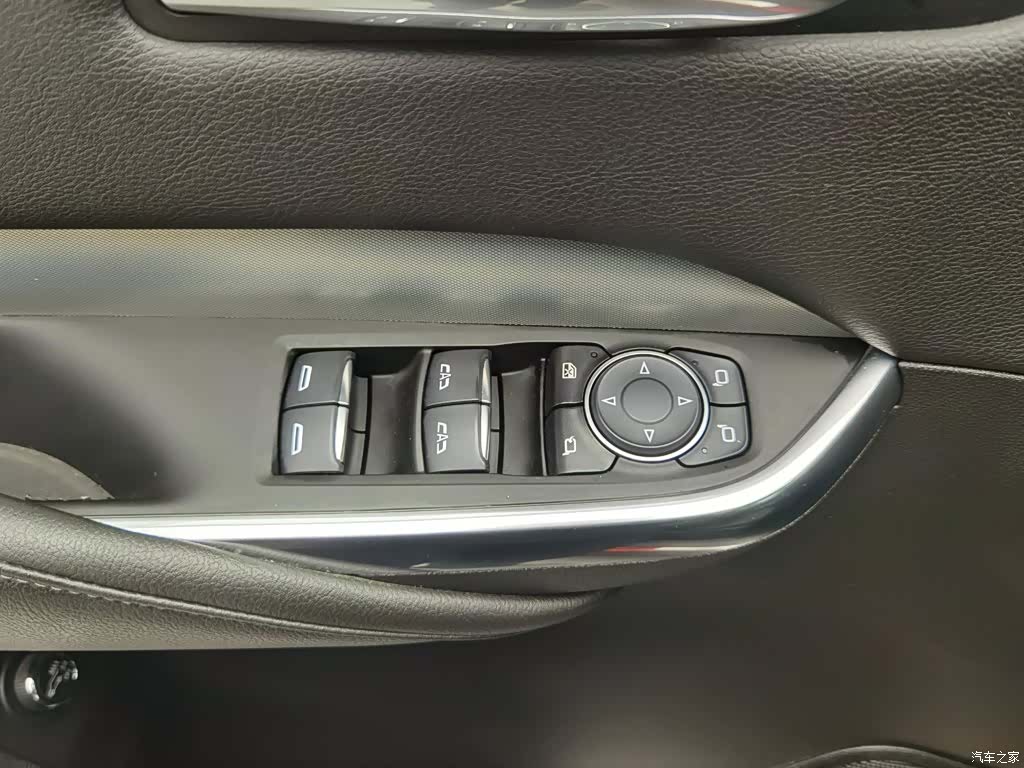 Cadillac XT4, 2021 9