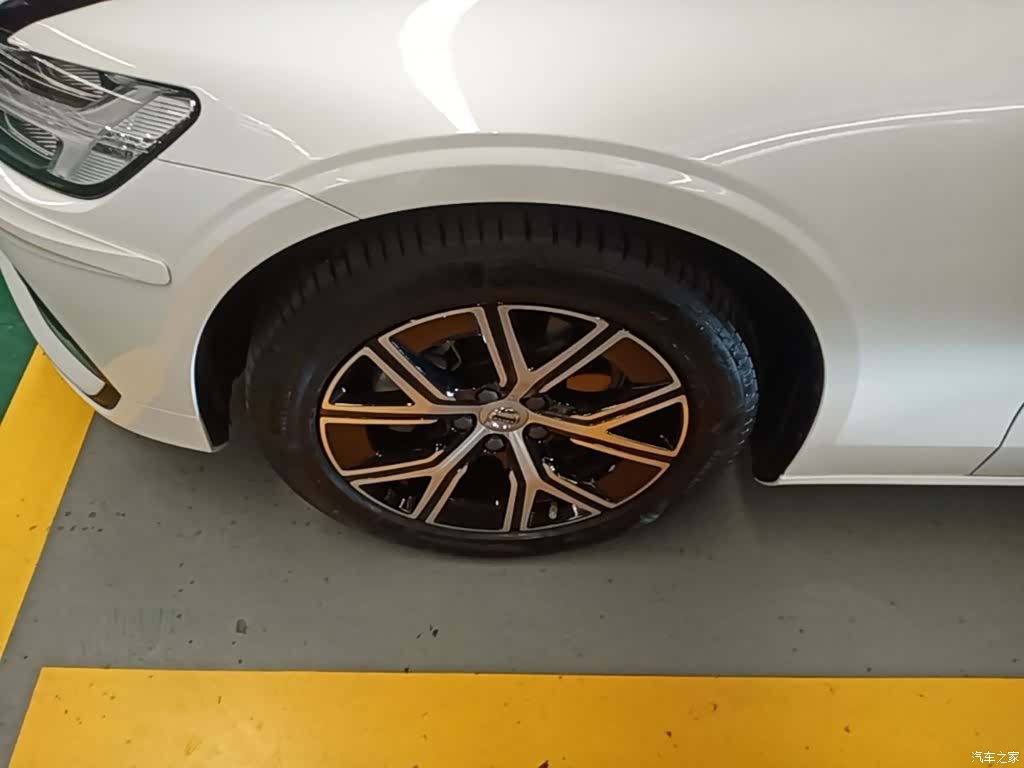 Volvo S60, 2025 23