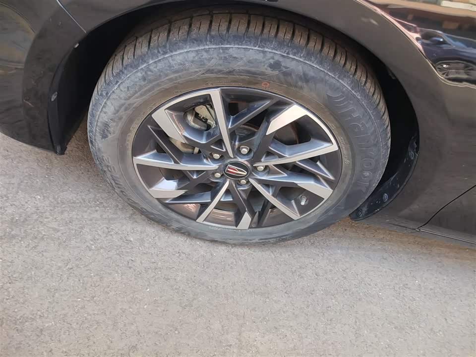 Hongqi H5