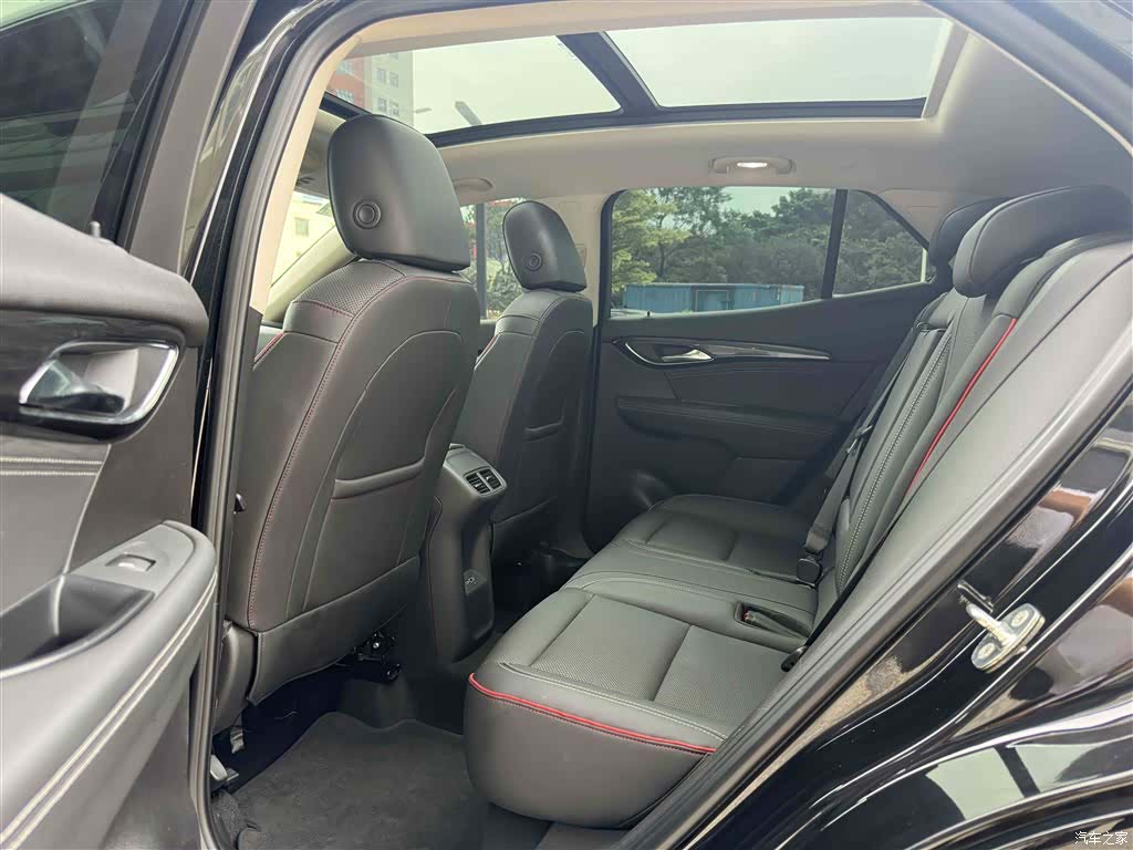 Buick Envision, 2022 все фото
