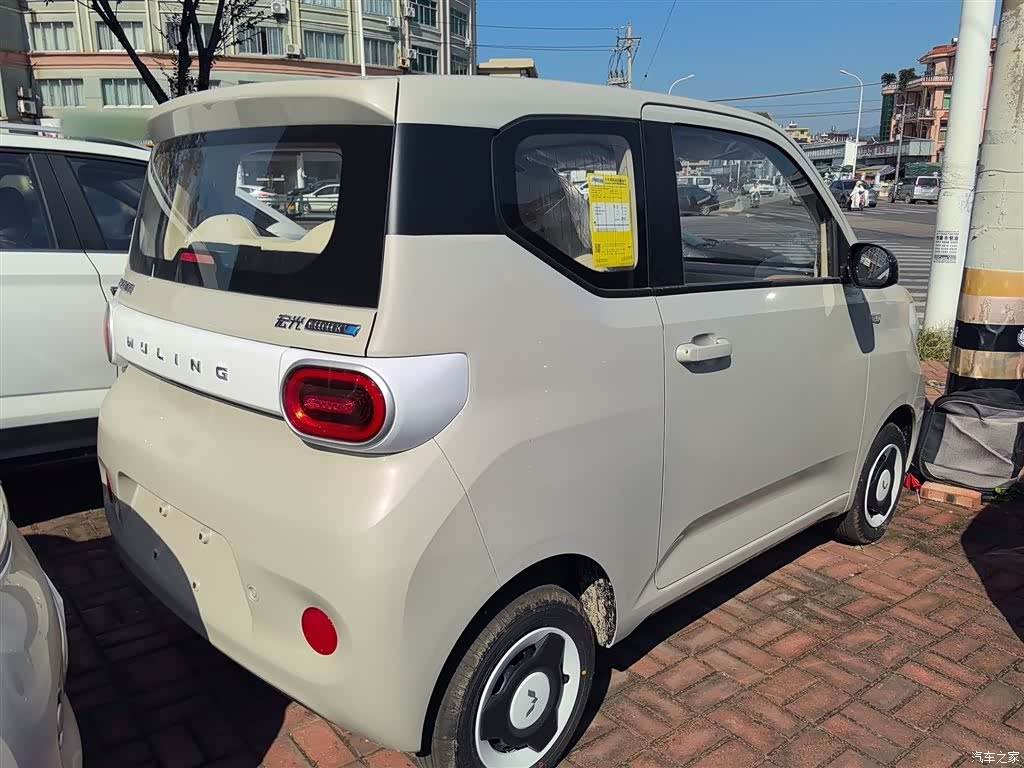 Wuling MINIEV, 2025 7