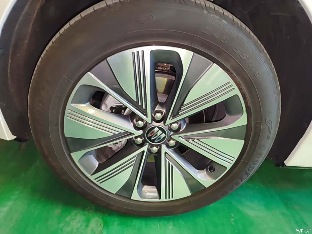 Buick E5, 2025 25