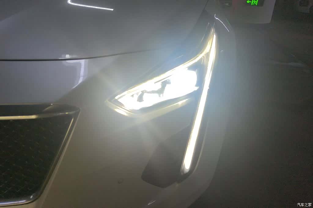 Cadillac CT6, 2020 все фото
