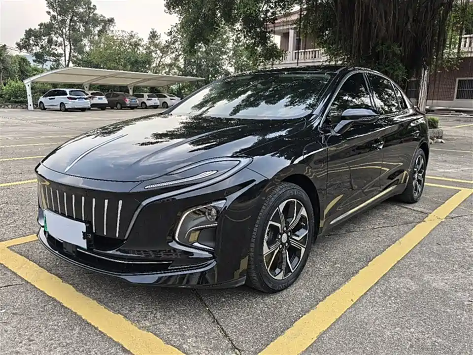 Hongqi E-QM5 Hongqi E-QM5