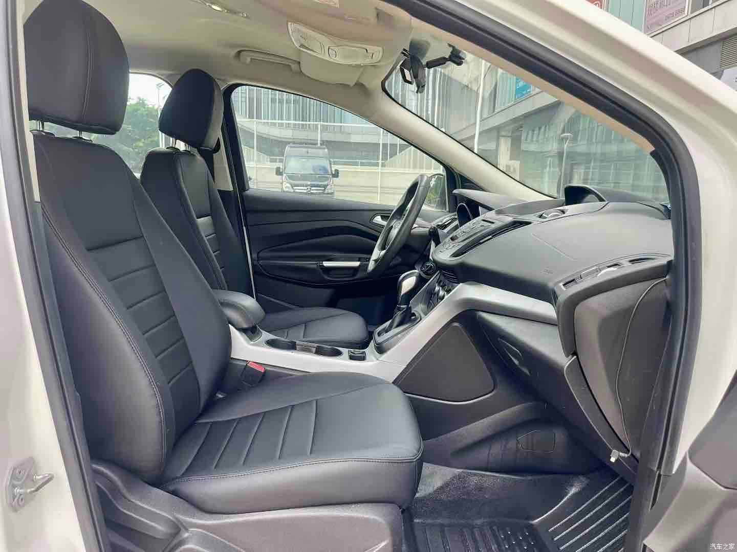 Ford Kuga, 2014 8