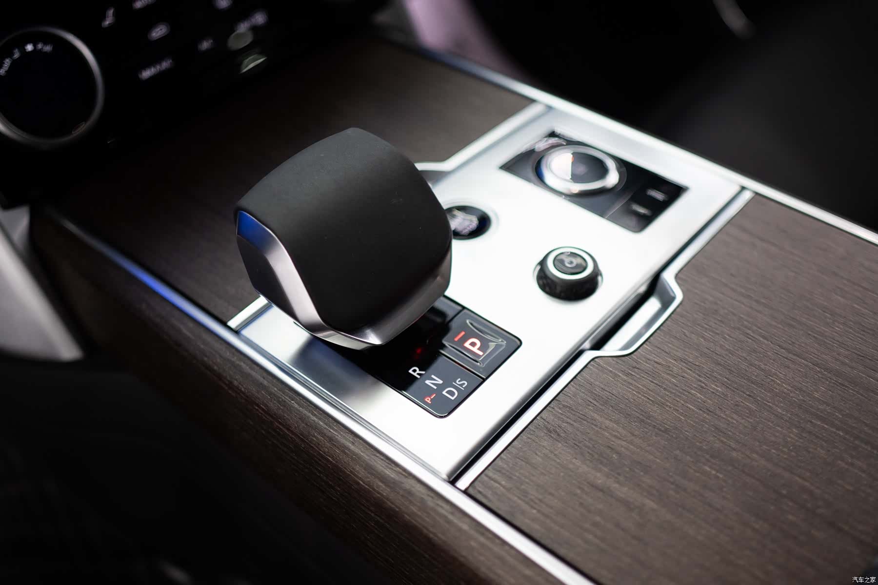Land Rover Range Rover, 2023 12