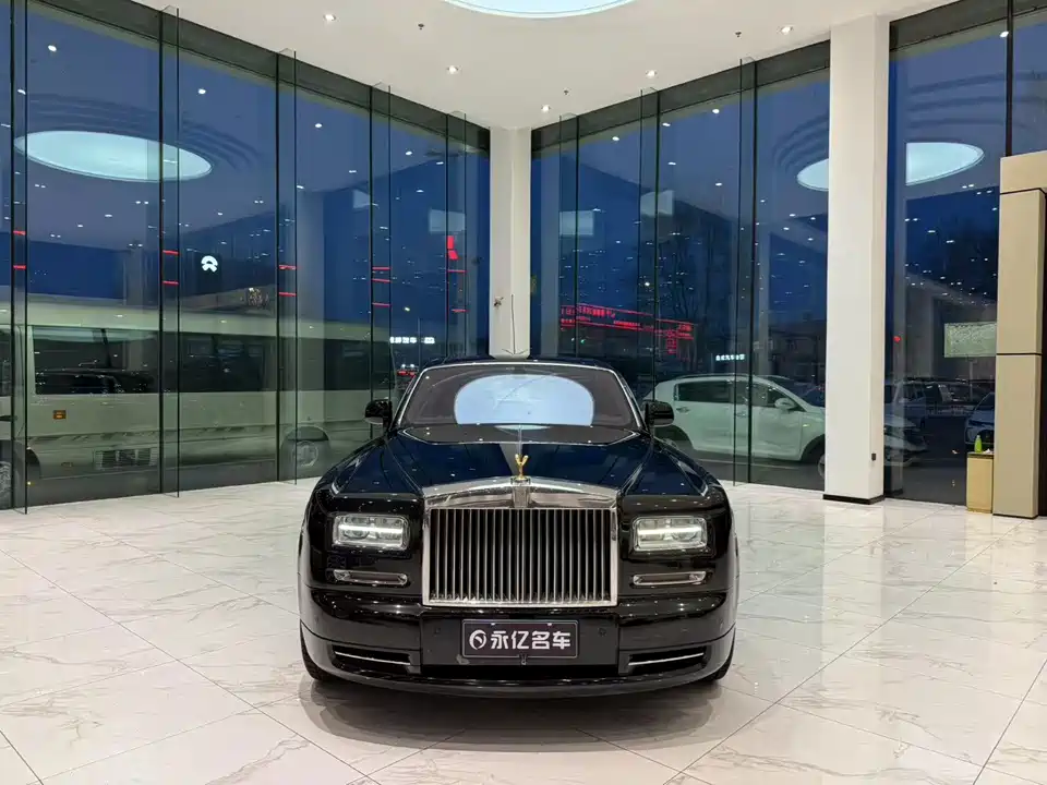 Rolls-Royce Phantom