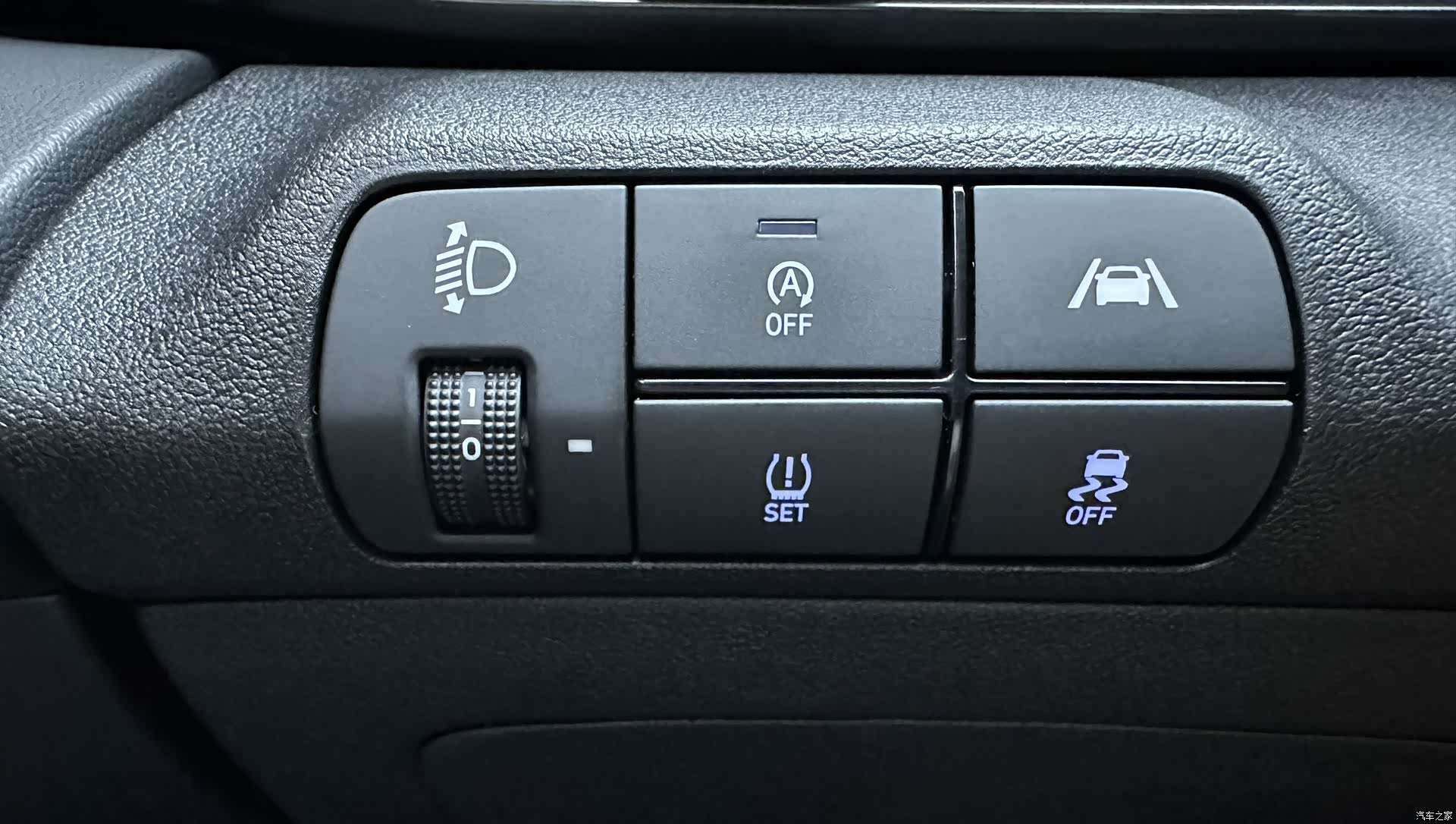Hyundai Elantra, 2023 16