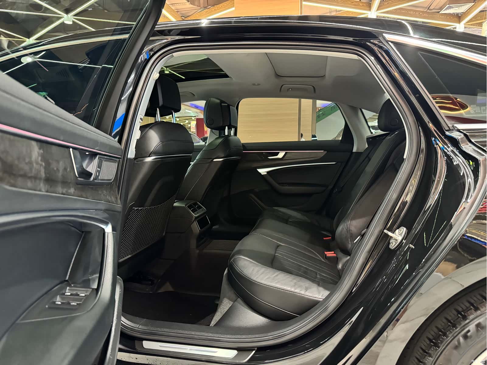 Audi A6L, 2022 8