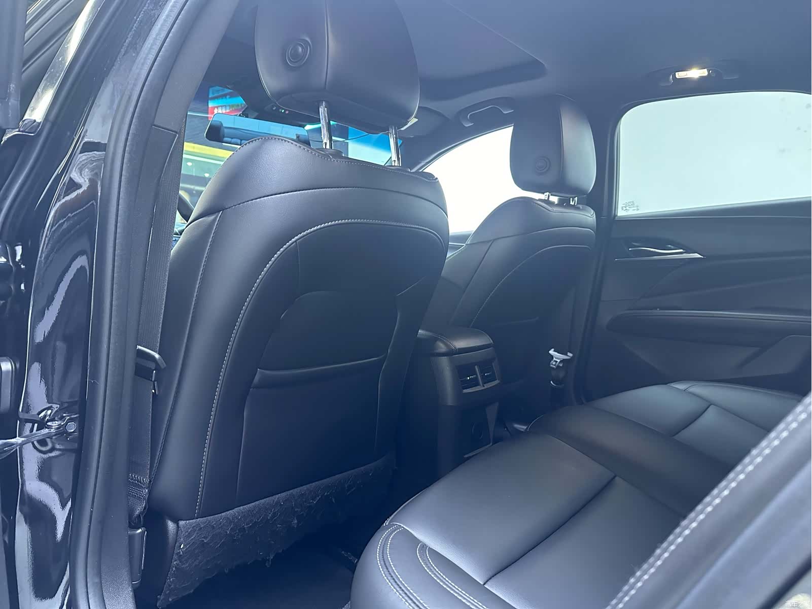 Cadillac CT4, 2021 все фото