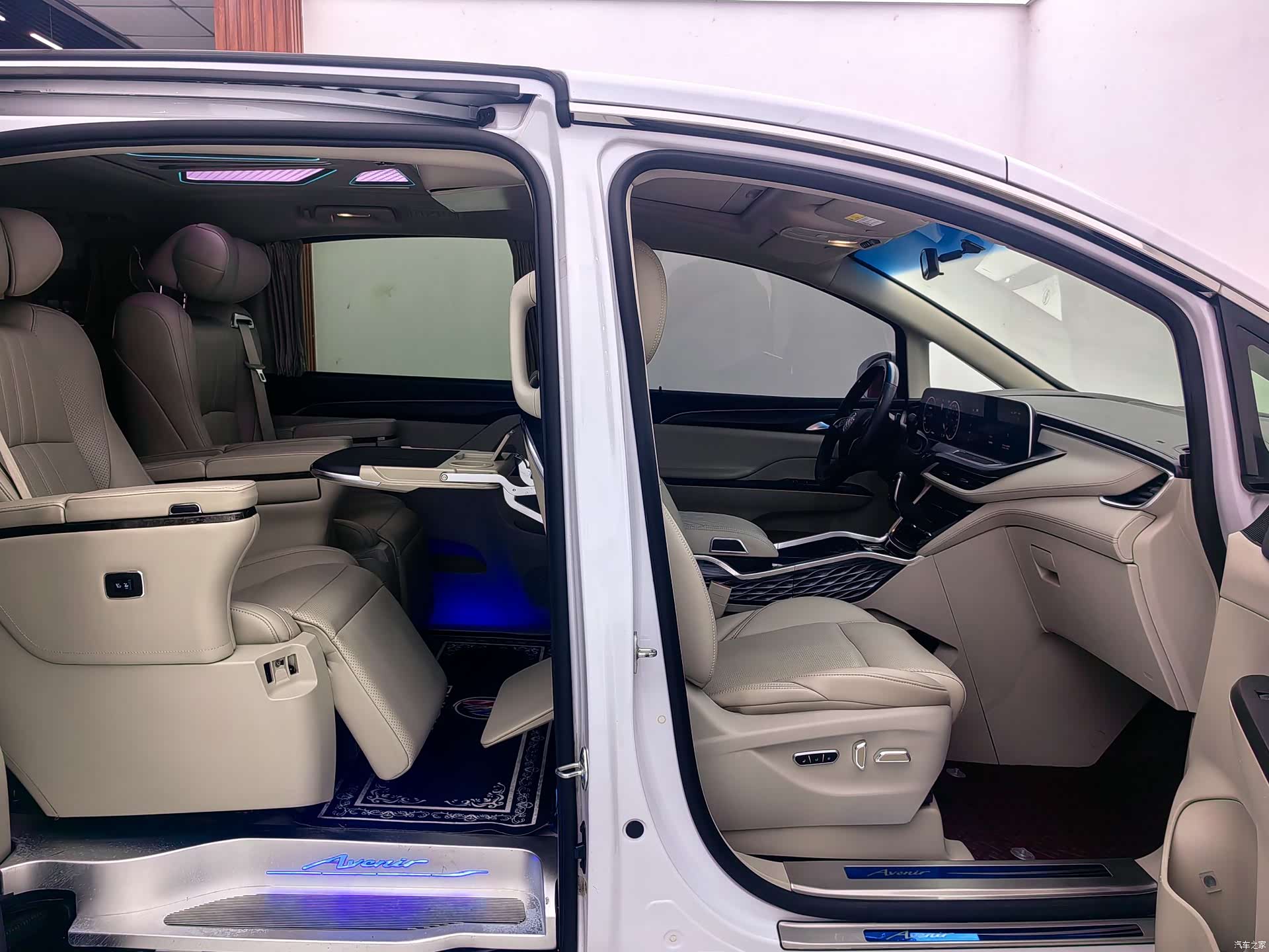 Buick GL8, 2021 12