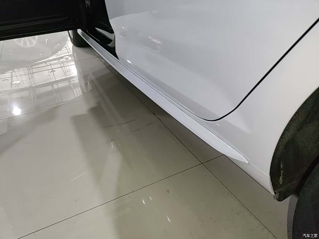 Audi A4L, 2017 22