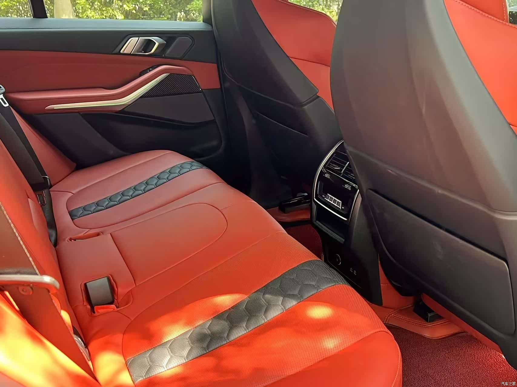 BMW X5, 2025 11