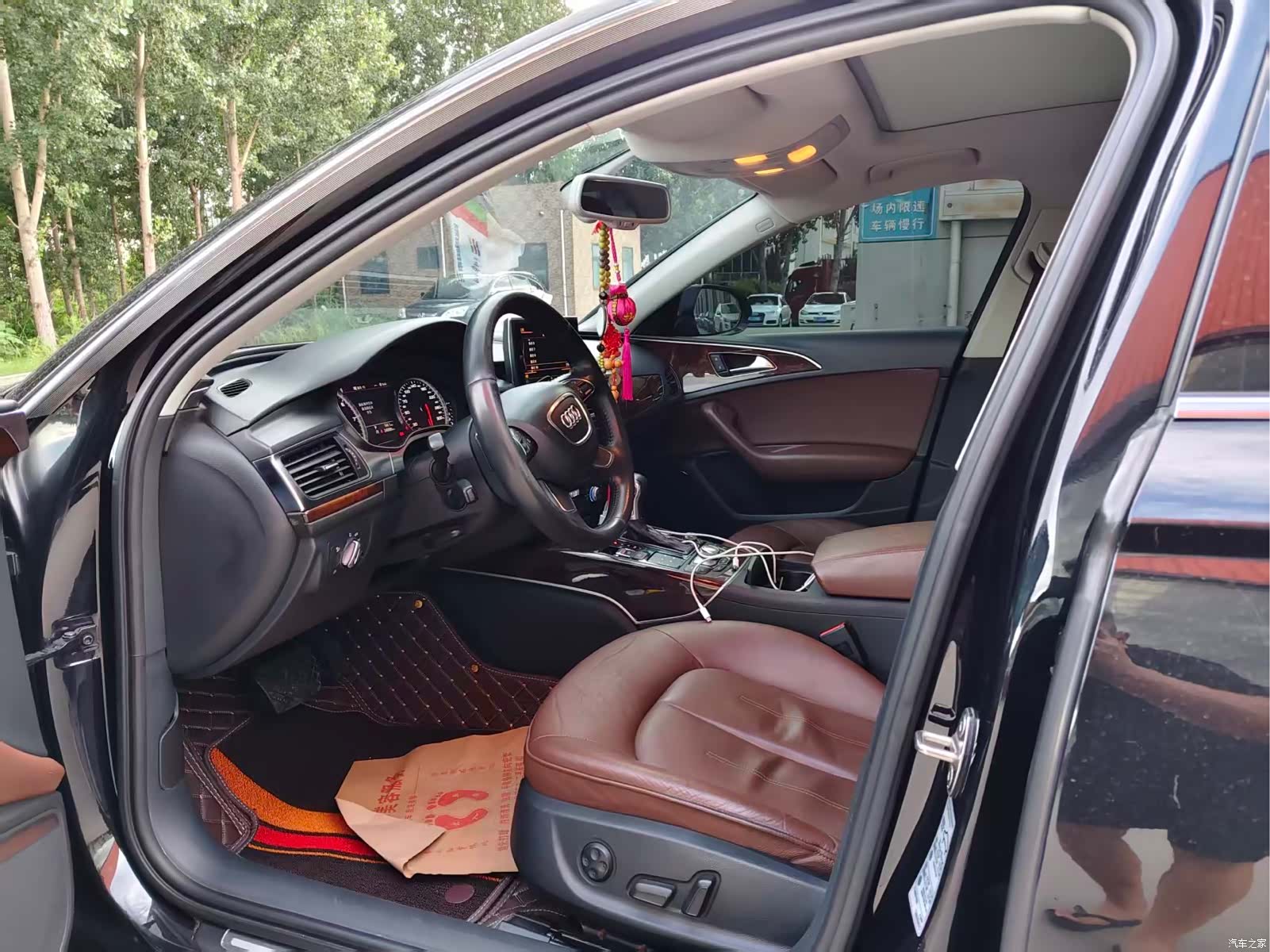 Audi A6L, 2014 3