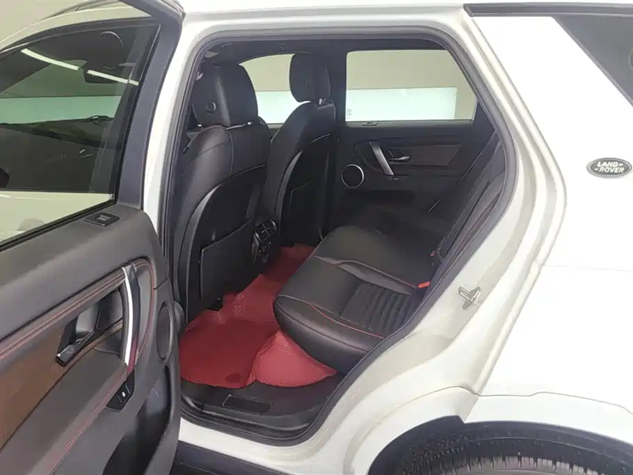 Land Rover Discover sports