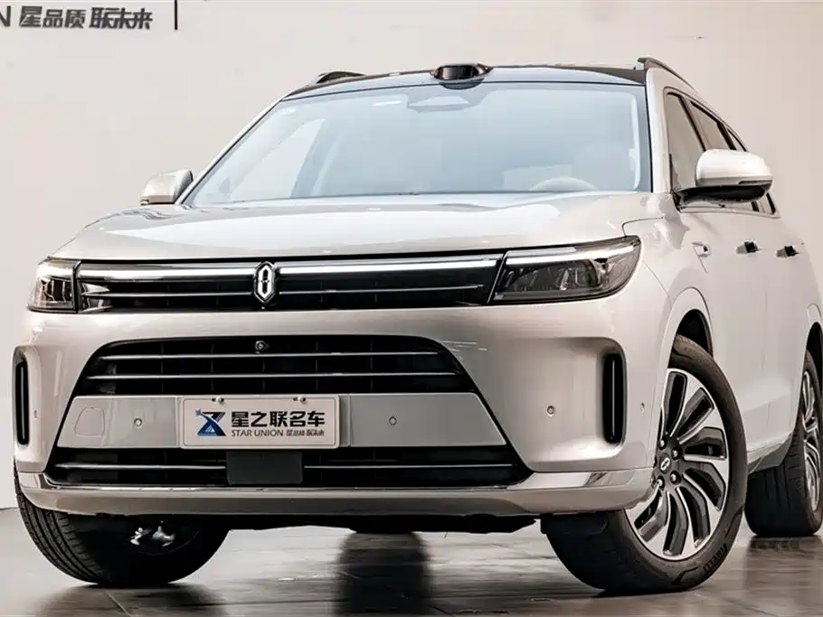 AITO Ask the world M7