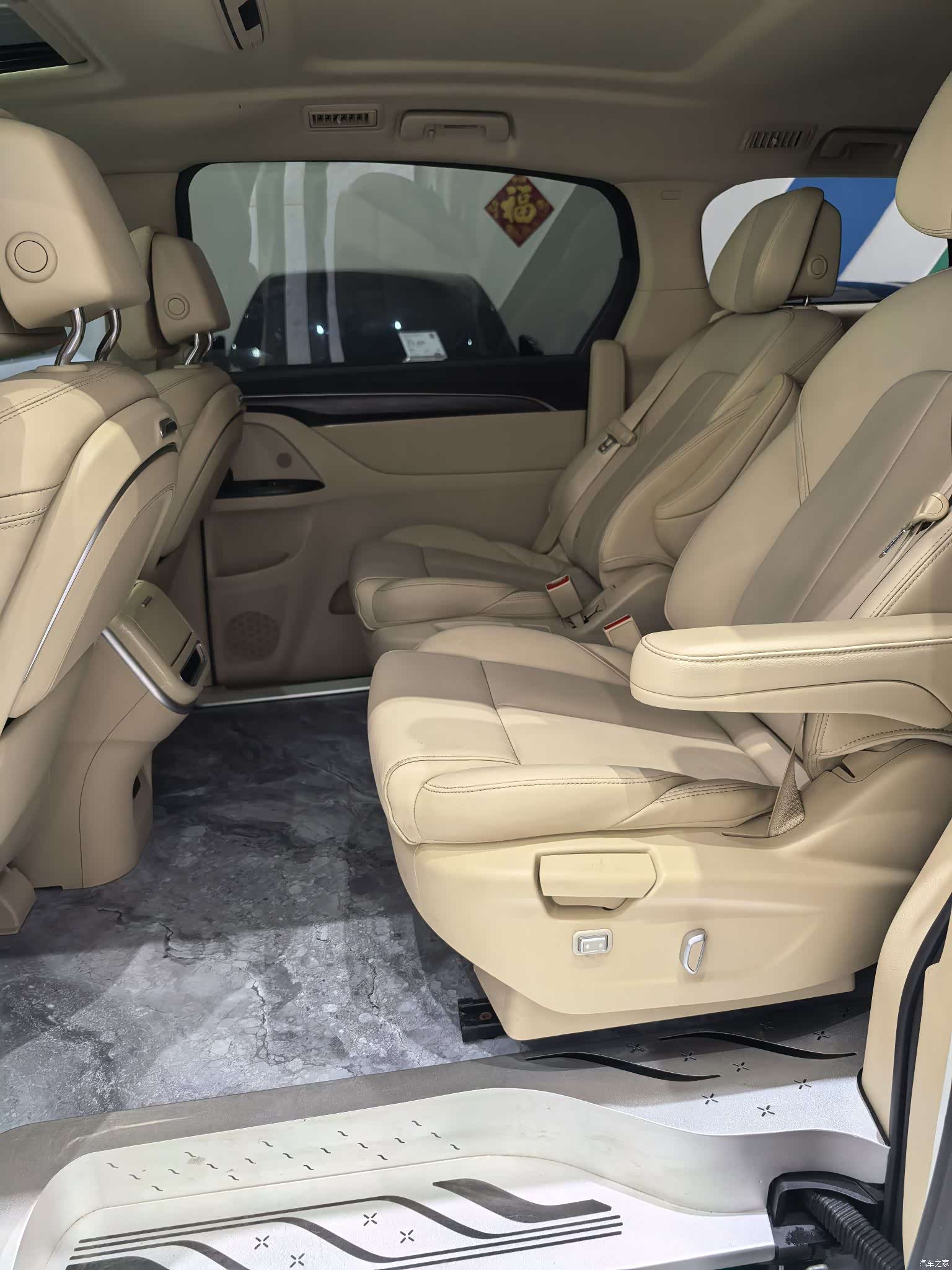 Buick GL8, 2024 6