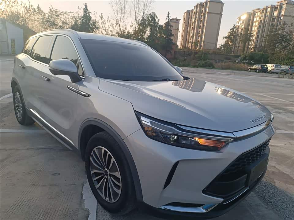 BAIC Beijing X7