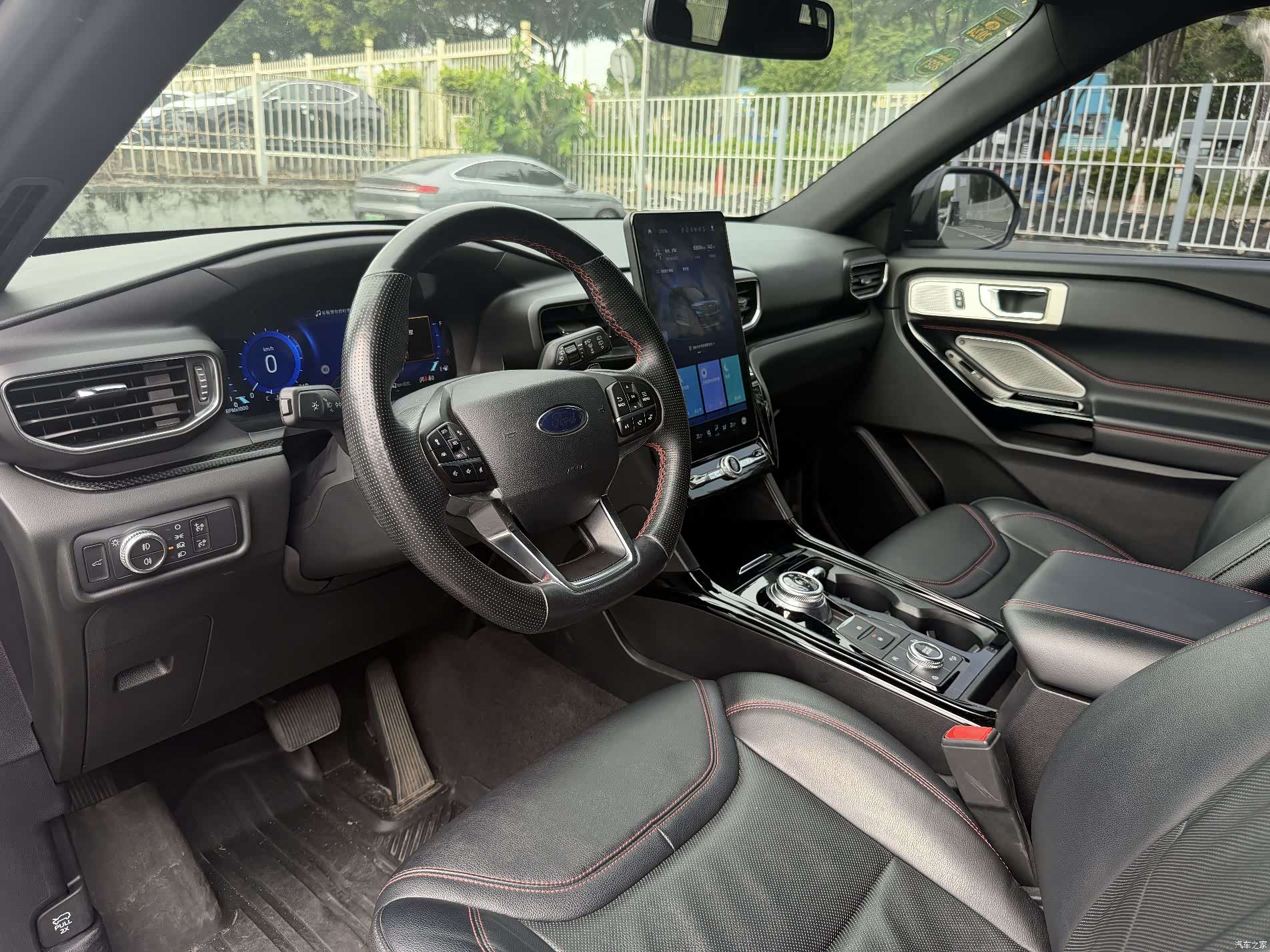 Ford Explorer, 2020 16