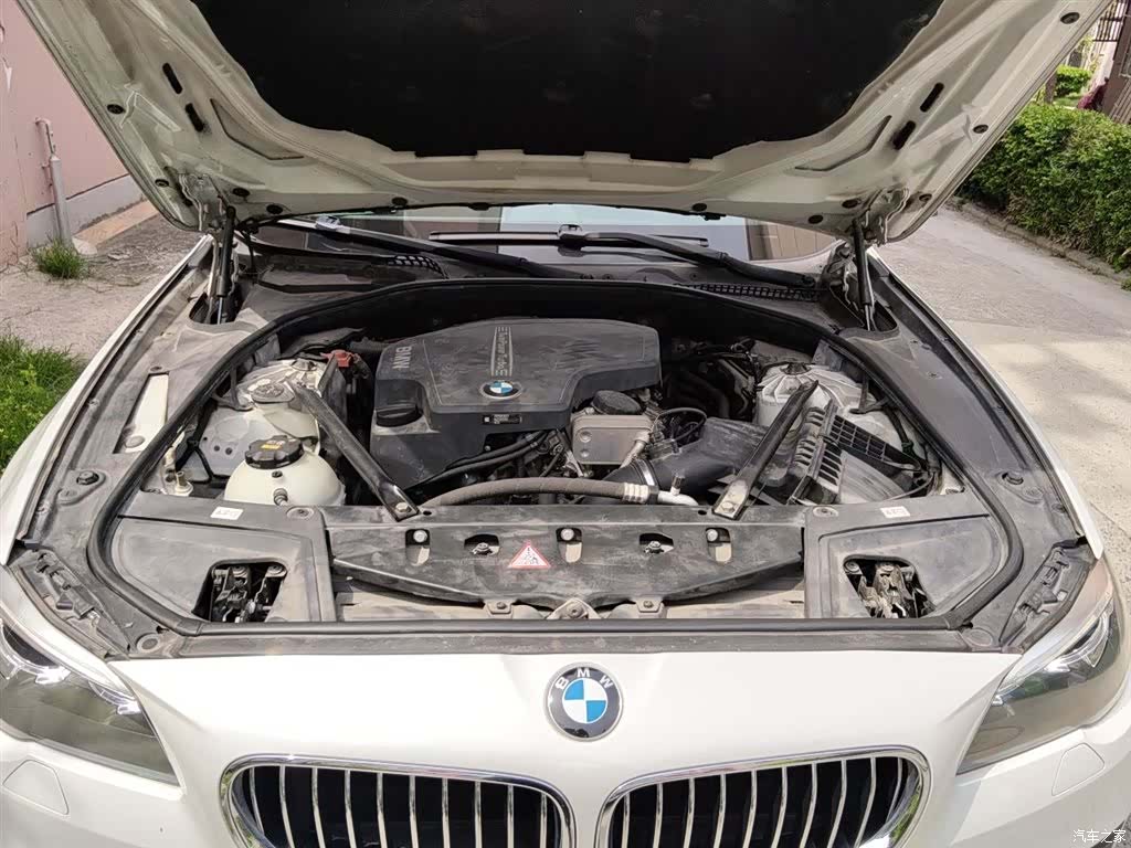 BMW 5 Series, 2016 11