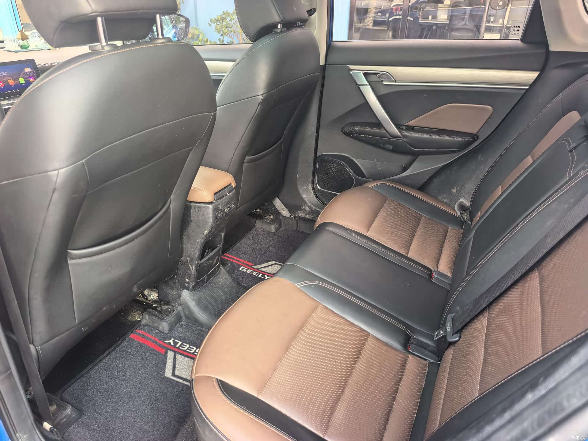 Geely Coolray, 2019 13