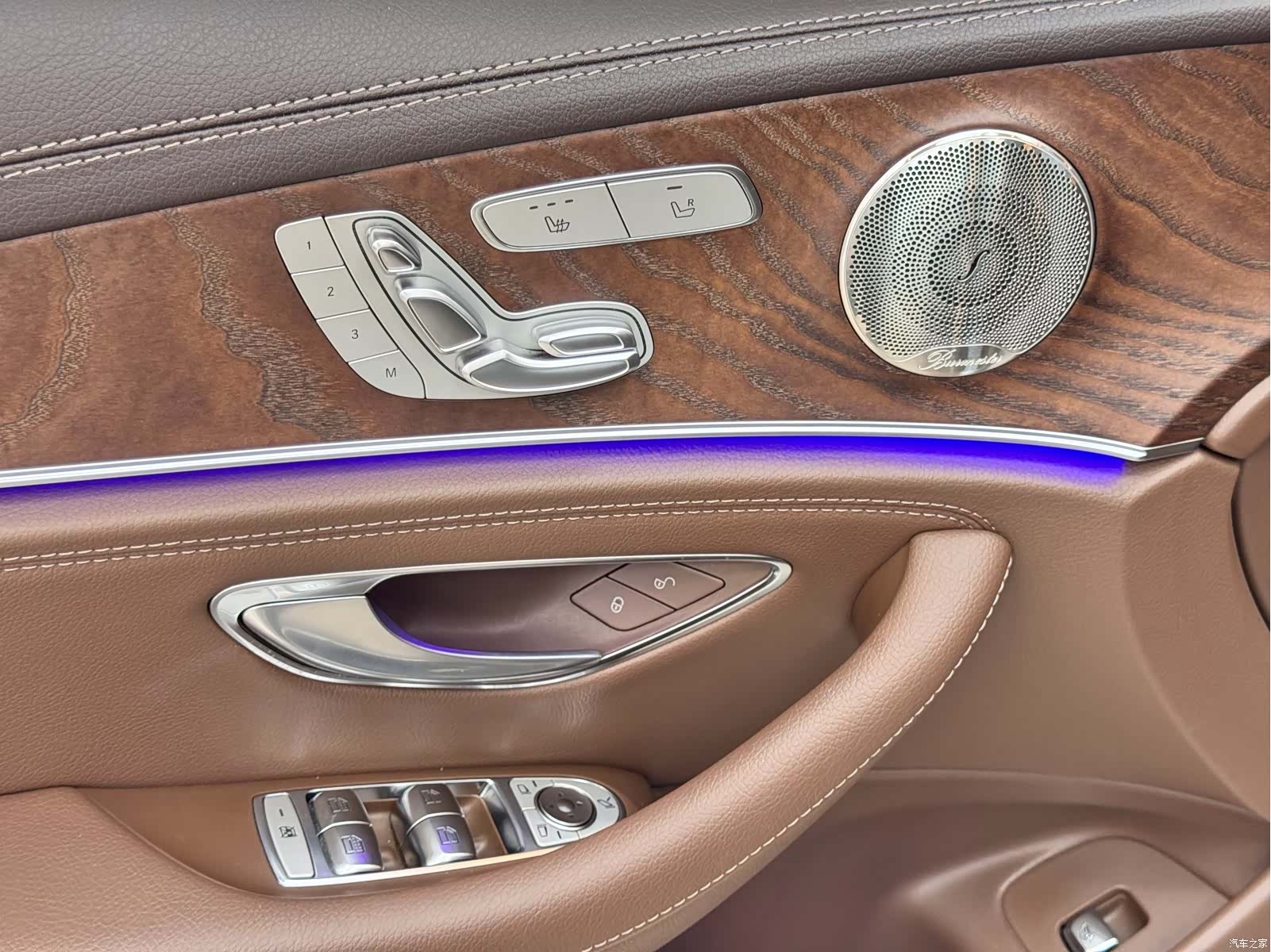 Mercedes-Benz E-Class, 2023 10