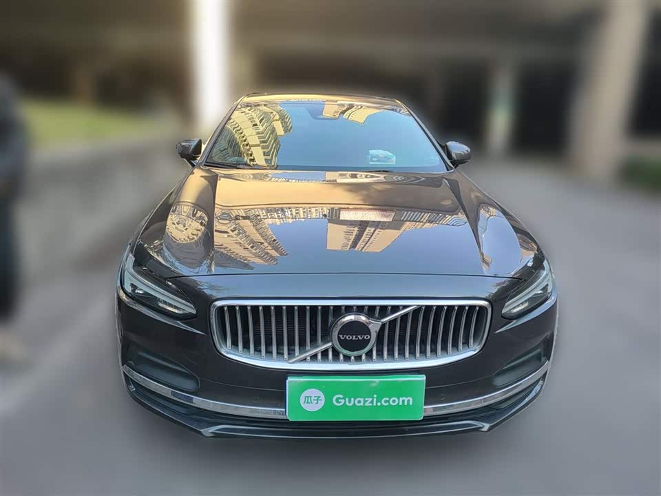 Volvo S90