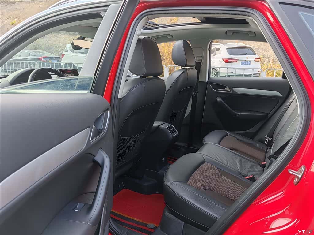 Audi Q3, 2019 13