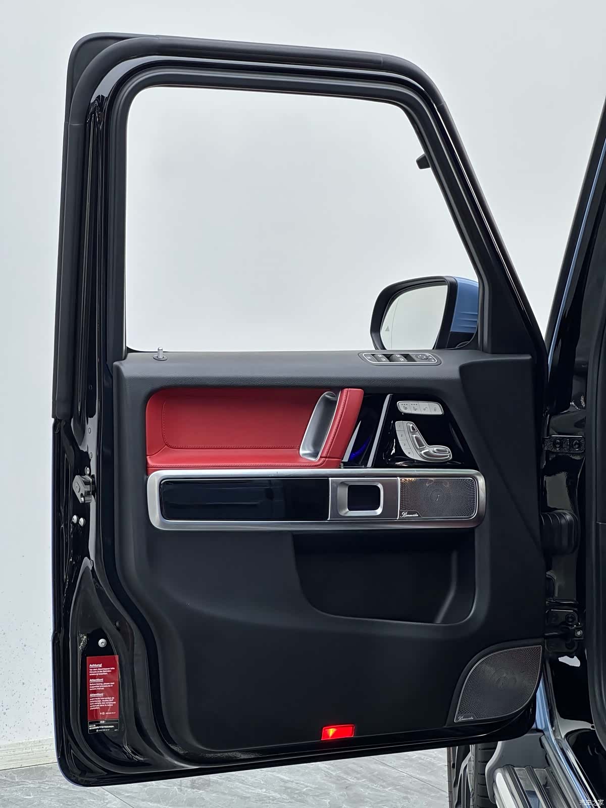 Mercedes-Benz G-Class, 2019 9