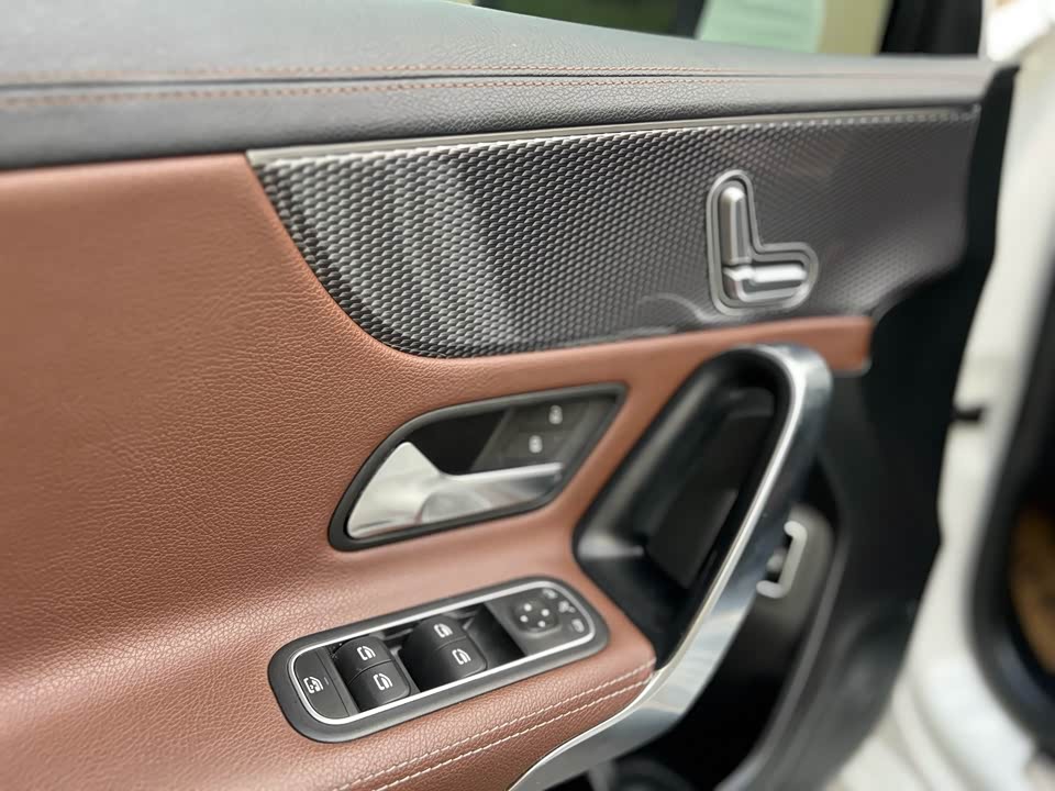 Mercedes-Benz Class A Mercedes-Benz Class A