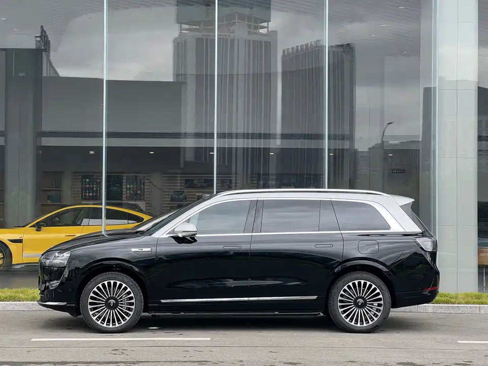 AITO Ask the world M9